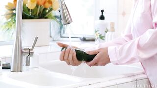 MommysBoy – Rachael Cavalli – Cant Stop Thinking About It