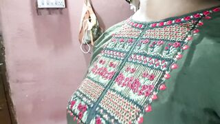 My ex-lover Landlord's married stepdaughter secretly came at midnight – to know how I am