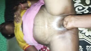 Sister-in-law’s hot sex Desi bhabhi sex with lip kiss with Hindi